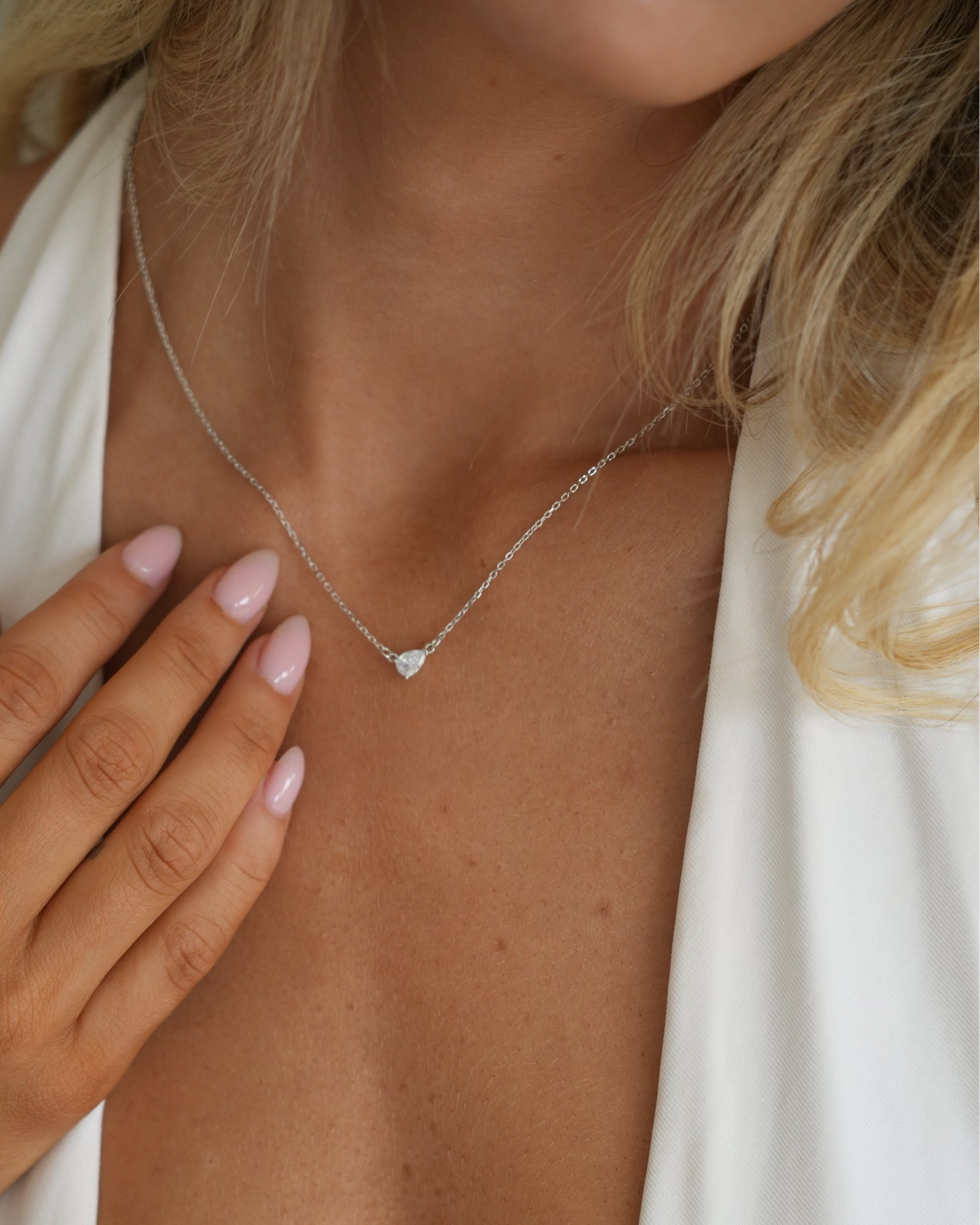 Classic pear necklace - silver