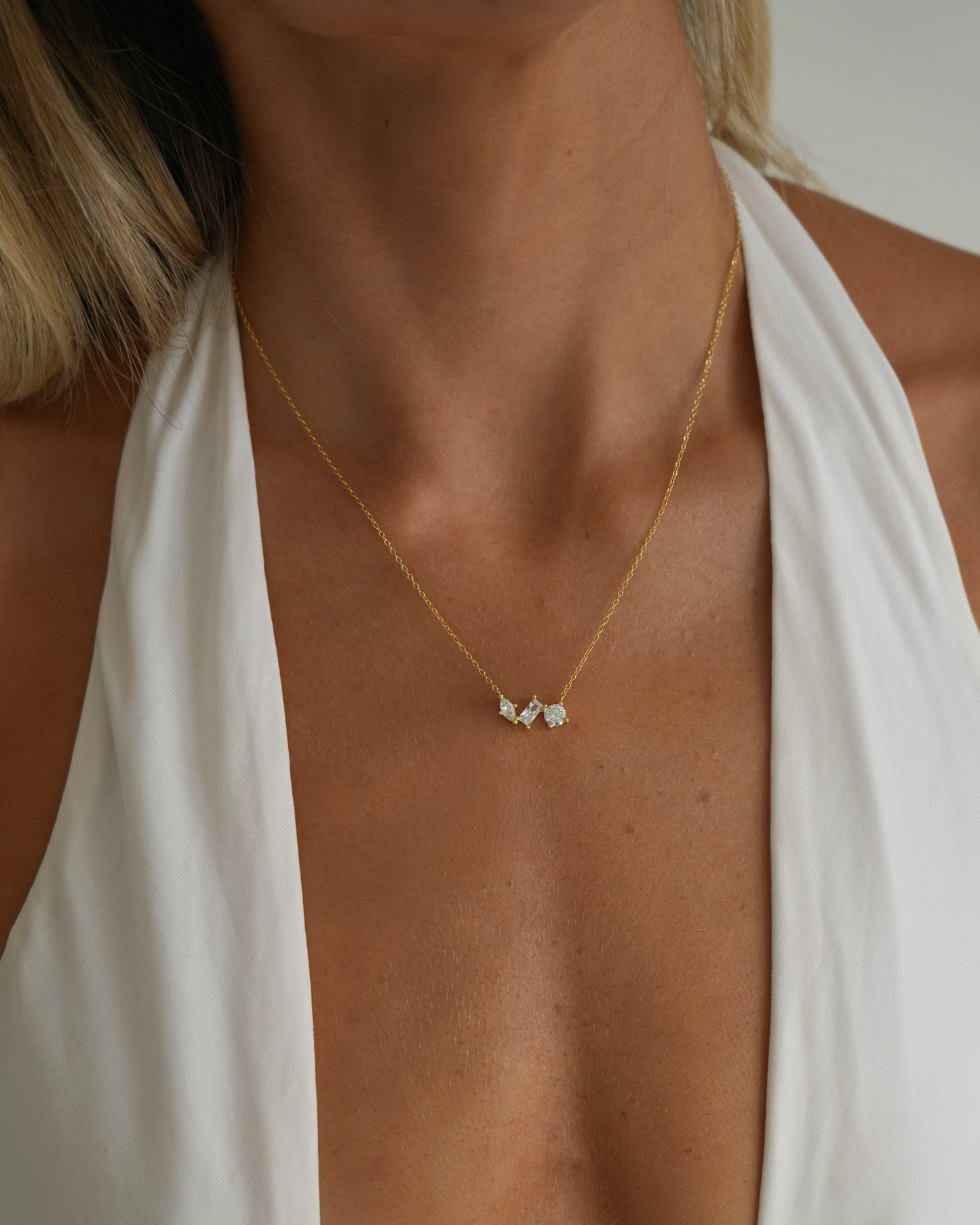 Jasmine necklace - gold
