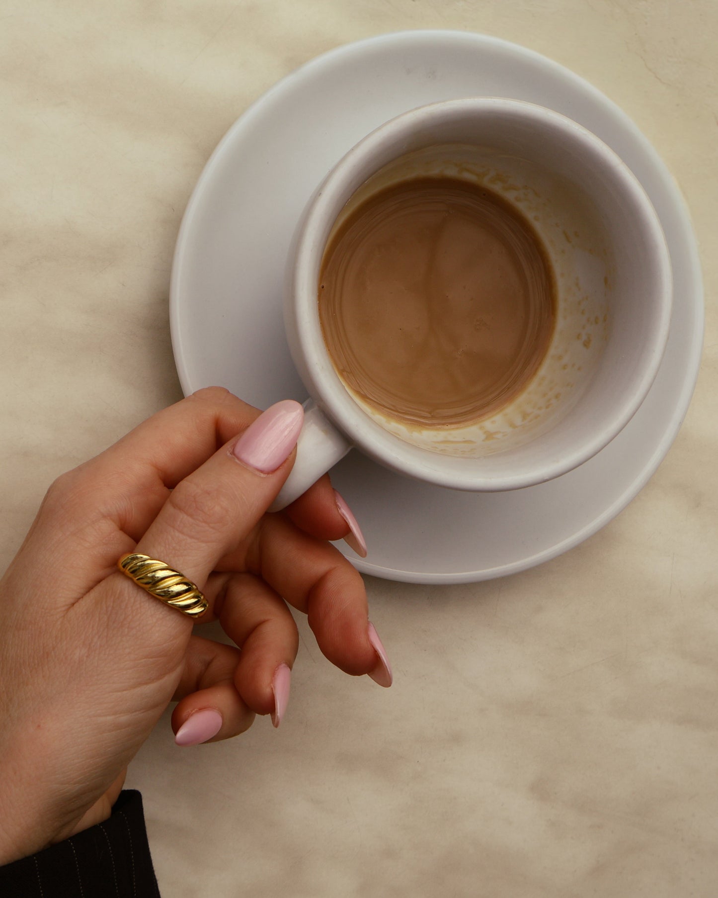 Croissant ring - gold