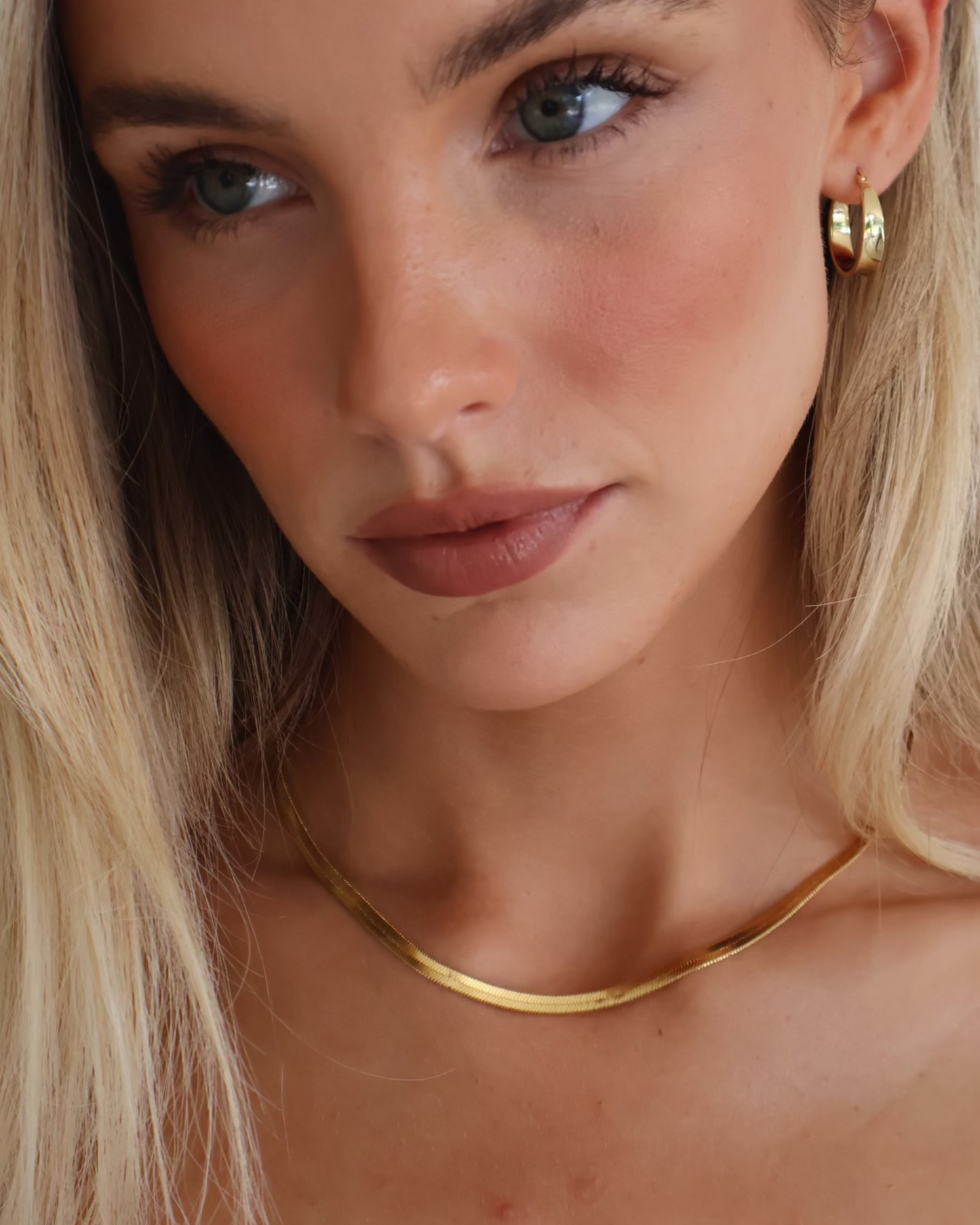 Classic large hoops - gold