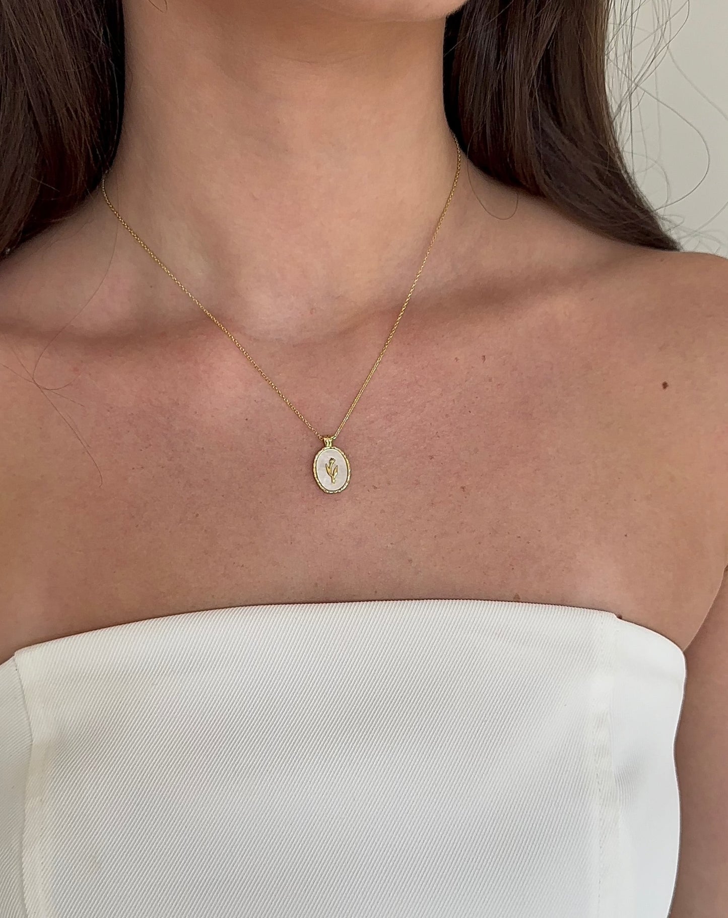 Tulip necklace - gold