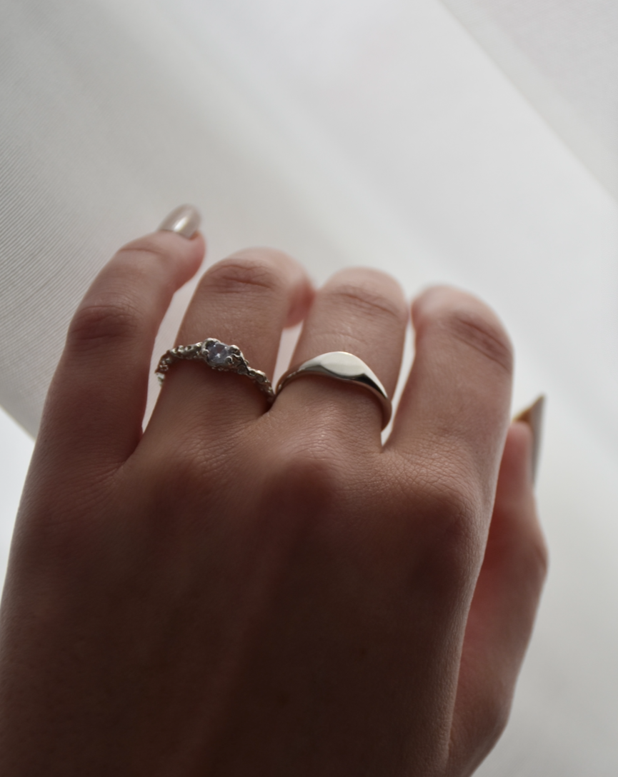 Classic signet ring - silver