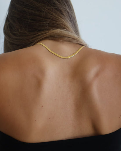 Classic snake necklace