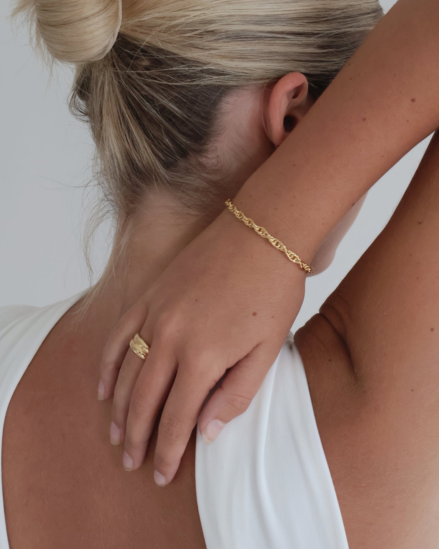 Heirloom bracelet - gold