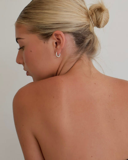 Elongated hoops - silver