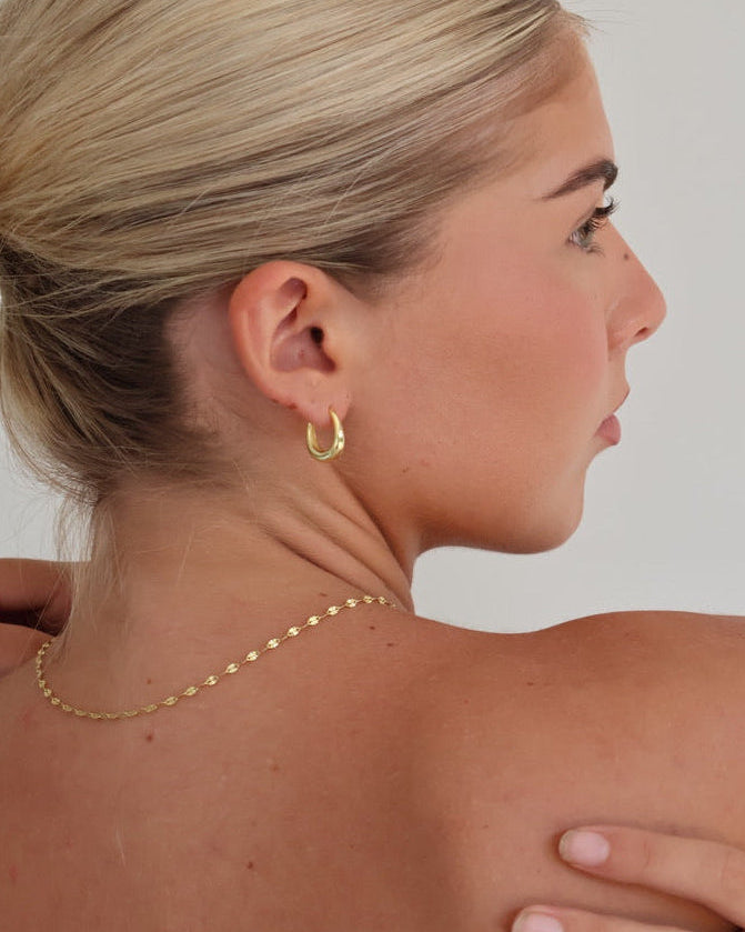 Elongated hoops - gold