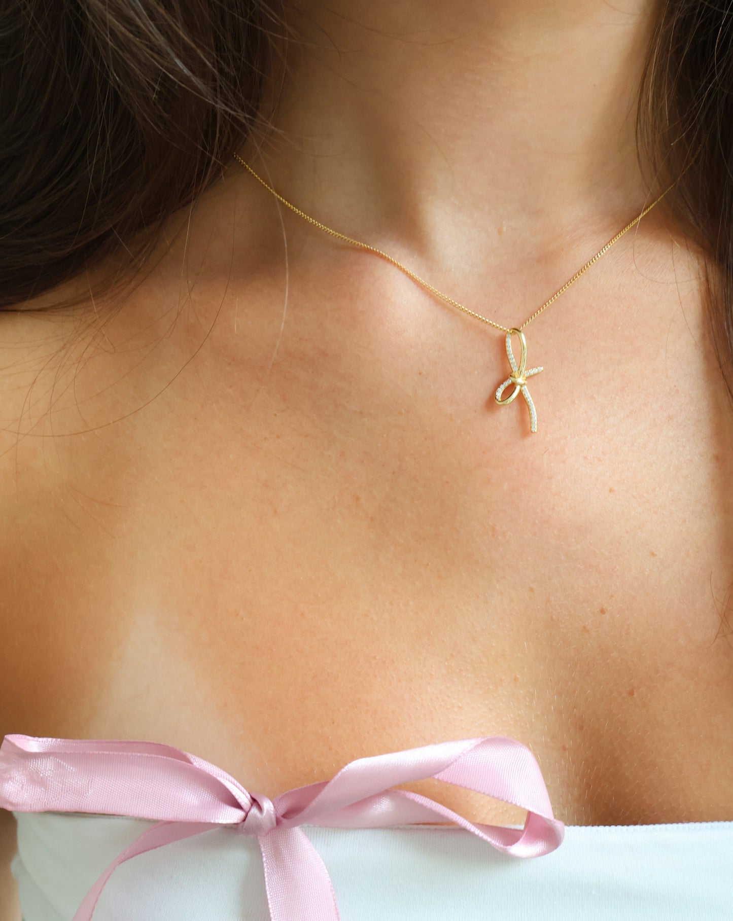 Bow necklace - gold