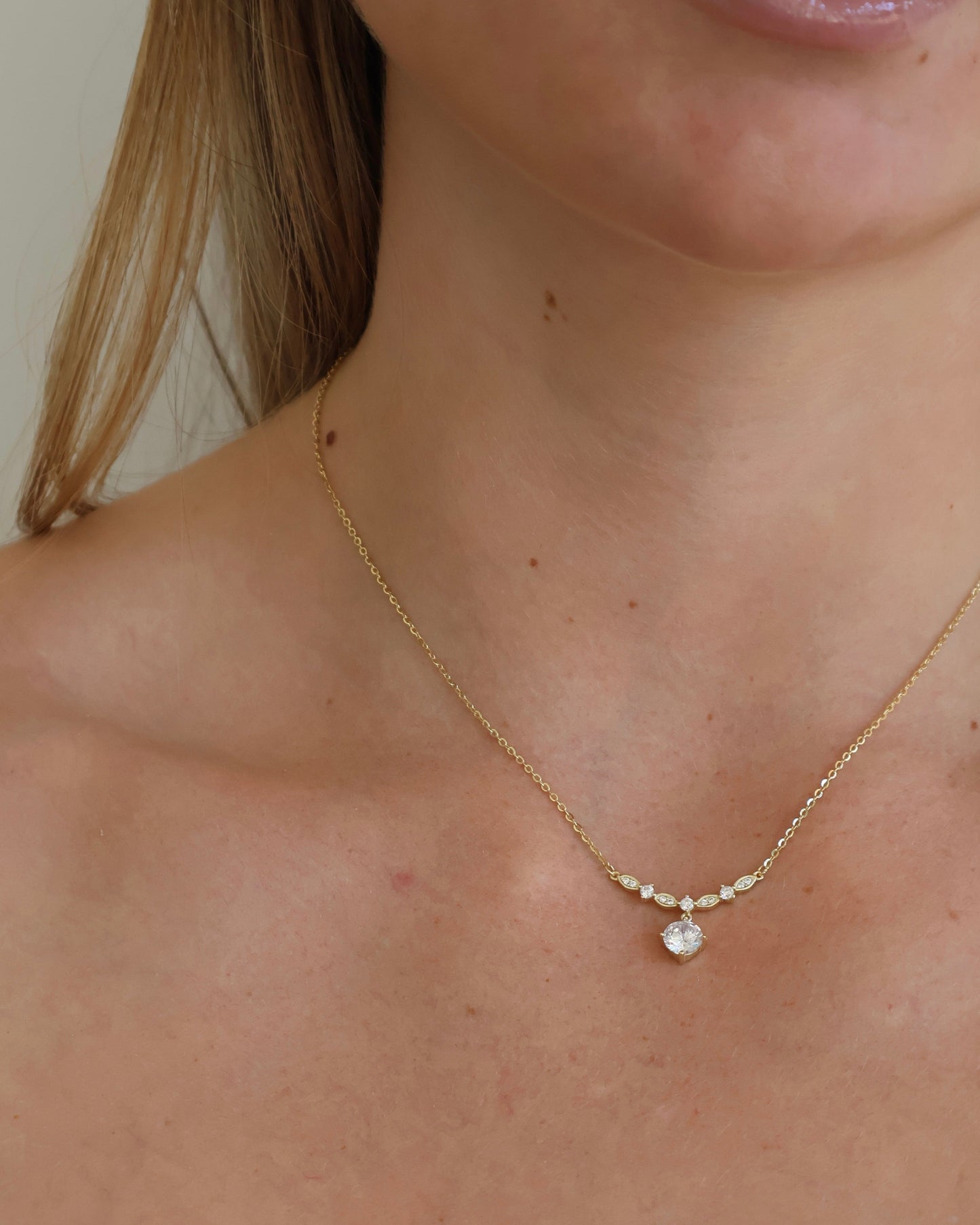 Aurelia necklace - gold