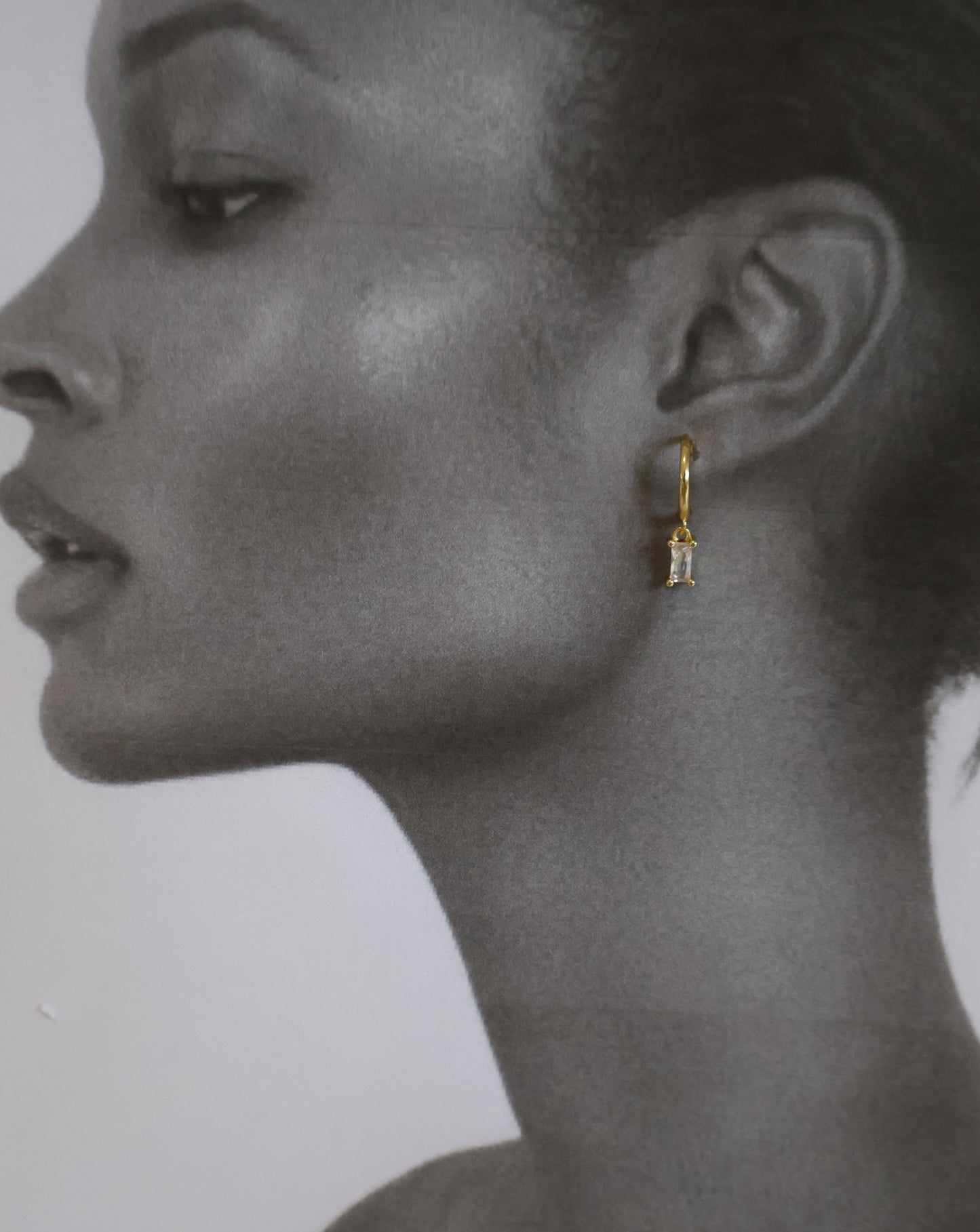 Classic drop earrings - gold