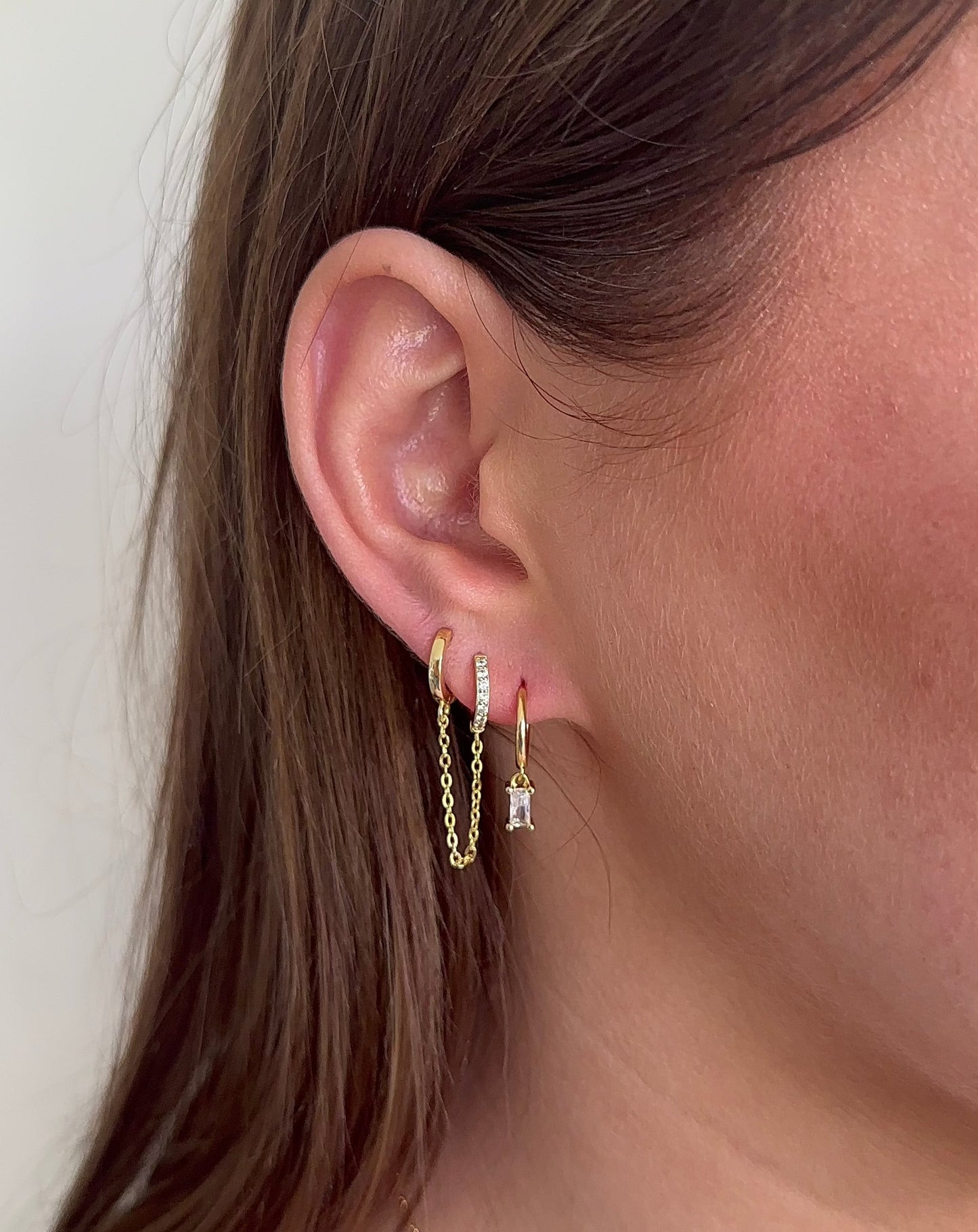 Adjoining earring - gold