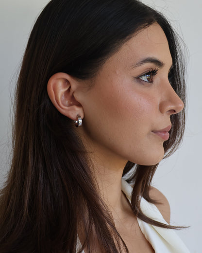Classic small hoops - silver
