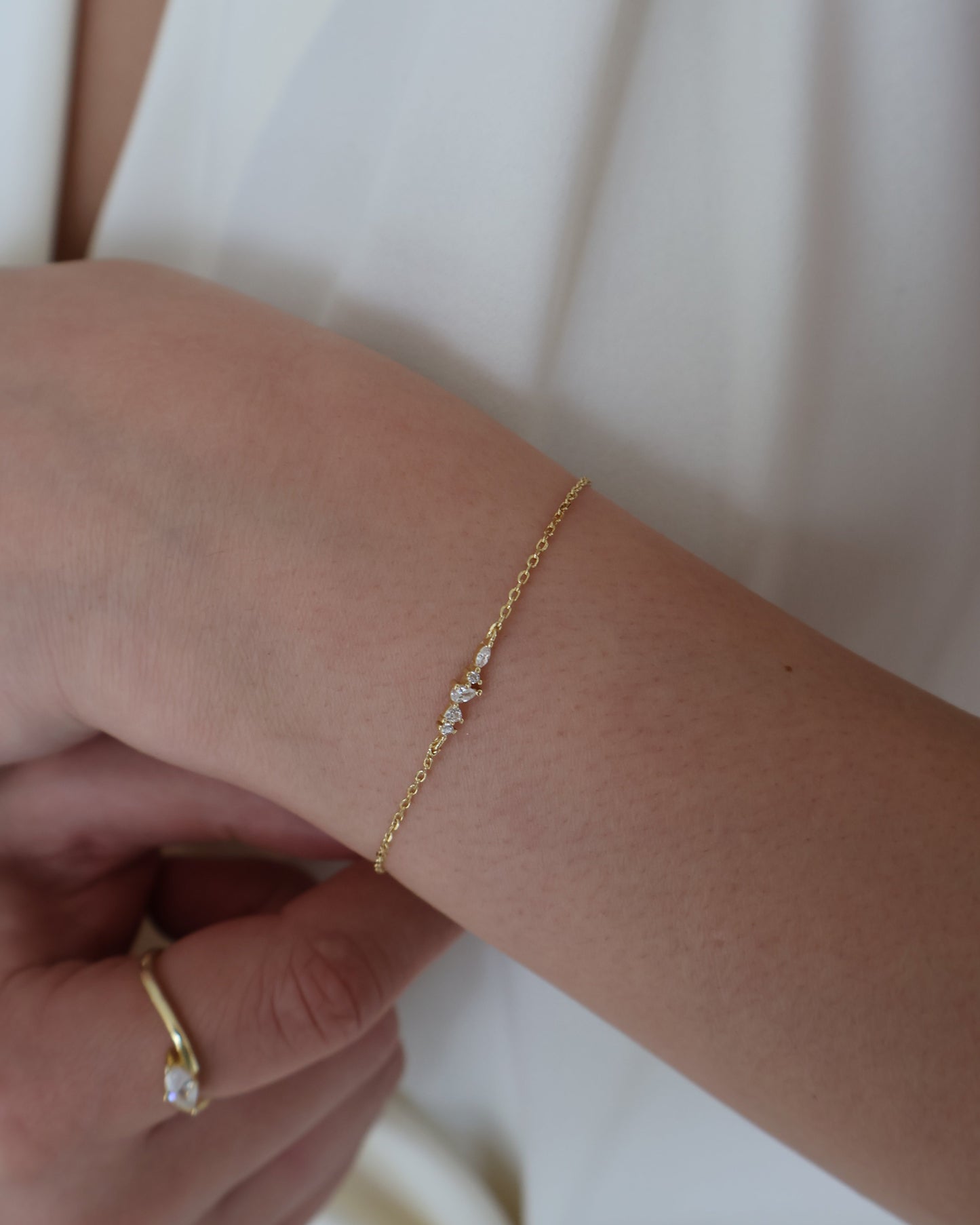 Luna bracelet - gold