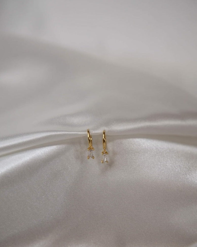 Classic drop earrings - gold