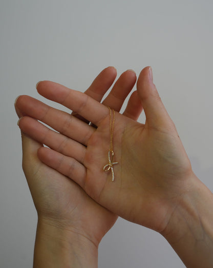 Bow necklace - gold