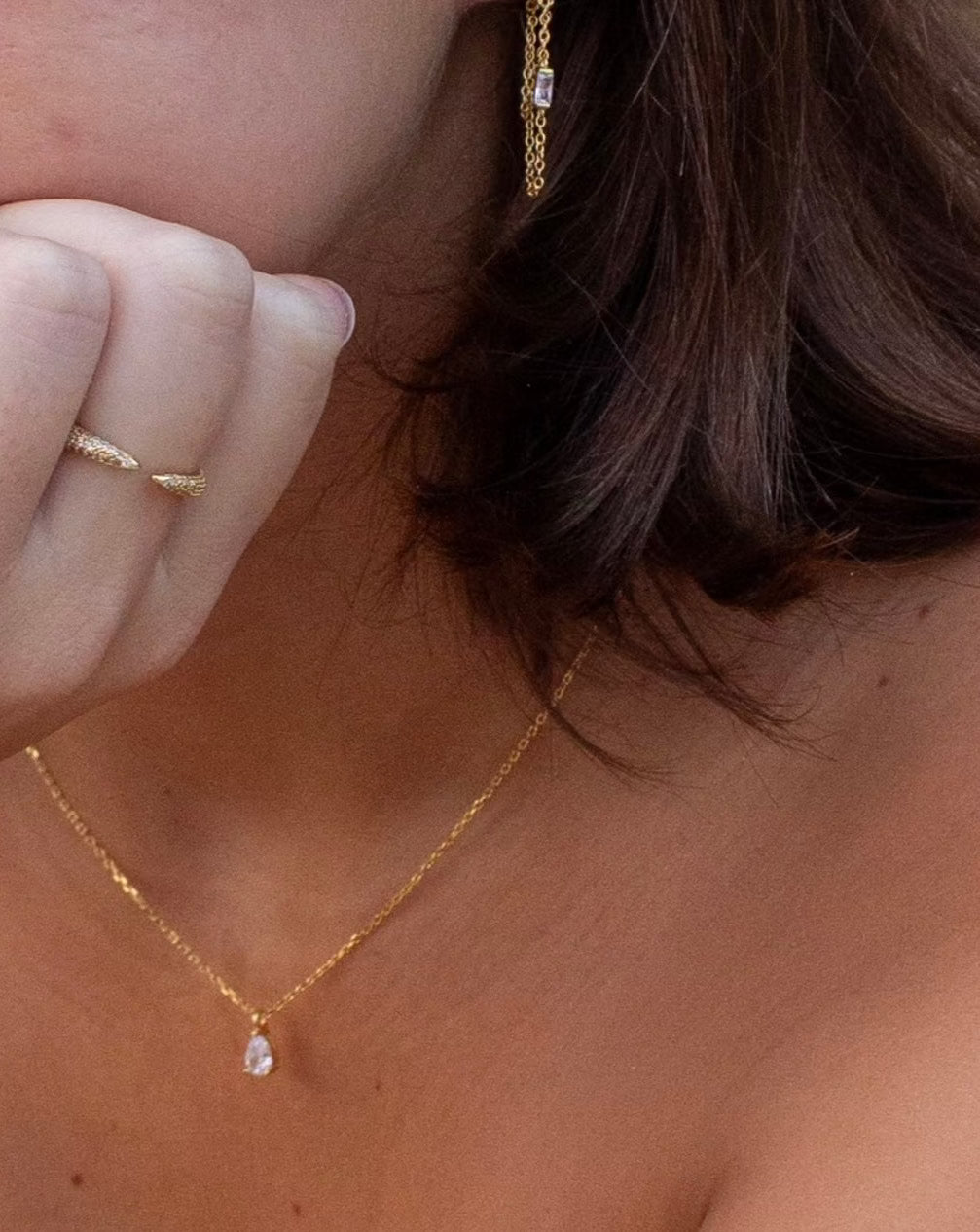 Classic drop necklace - gold